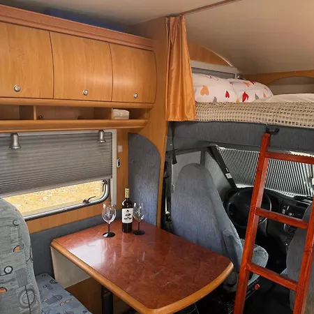 مكان تخييم Tenerife Camper Experience *